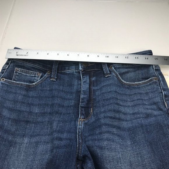 Universal Thread Women's 8 Crop High Rise Straight Dark Wash Blue Jeans New - Picture 9 of 15